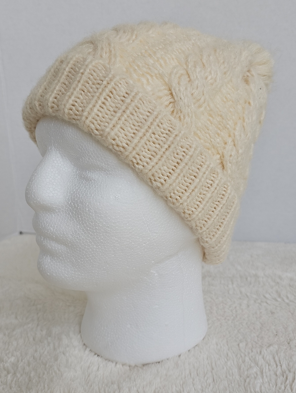 ​Keep It Trendy k.i.t. Cream Cable Knit Beanie Pom Pom Hat OS